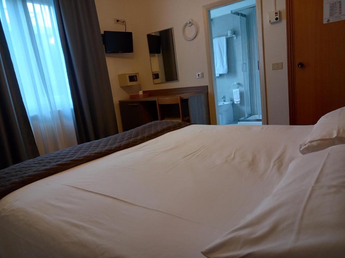 Hotel Lory My Wellness Spa Chianciano Terme Eksteriør billede