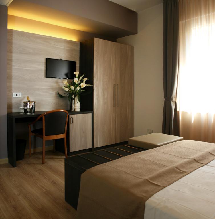 Hotel Lory My Wellness Spa Chianciano Terme Værelse billede